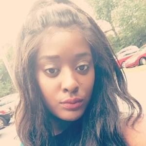 Meet your Posher, Aneisha